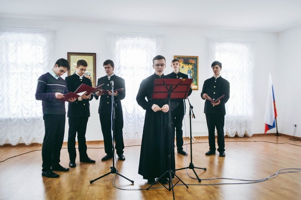 Великопостный концерт для жителей Верхотурья прошел в стенах Николаевской обители