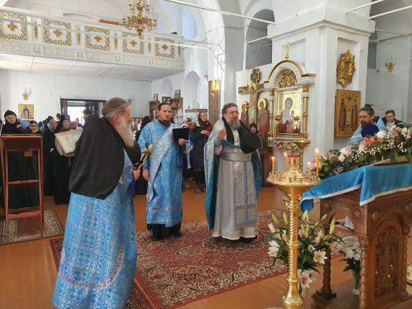 Престольный праздник Покрова Пресвятой Богородицы в Свято-Покровском монастыре