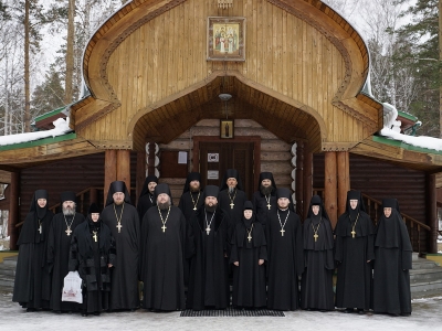 Собрание игуменов и игумений монастырей Екатеринбургской митрополии