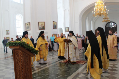 Праздничная литургия в День Иконы Божией Матери Казанской