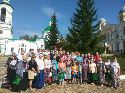 Пенсионеры г. Березовского посетили Верхотурские святыни благодаря поддержке депутата