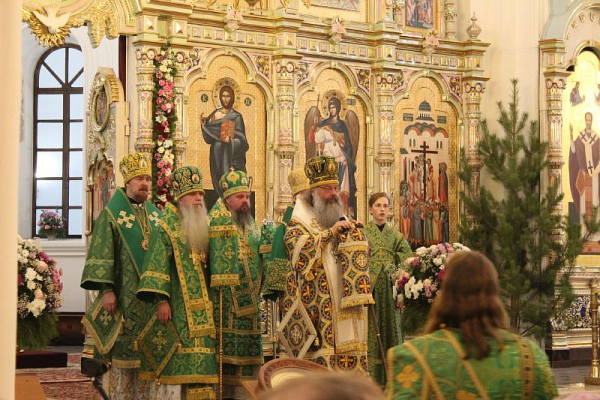 Архиерейская праздничная литургия совершена в Свято-Николаевском мужском монастыре в День памяти прославления св.Симеона