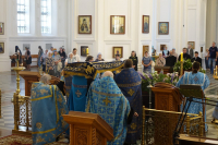 Вынос Плащаницы на Успение Пресвятой Богородицы