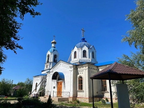 ПЕТРОПАВЛОВСКИЙ ХРАМ В СЕЛЕ УСТЬ-САЛДА