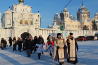 Крестным ходом объединились против греха. Рождественский крестный ход &quot;ЗА ЖИЗНЬ&quot;
