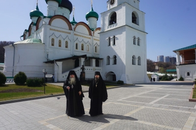 Наместник Верхотурского монастыря посетил Печерский монастырь